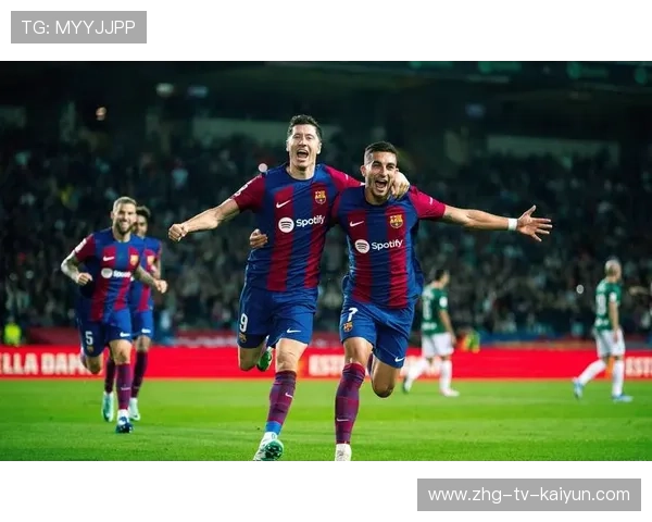 莱万复出引阿森纳沸腾：再度燃起冠军梦的激情火焰