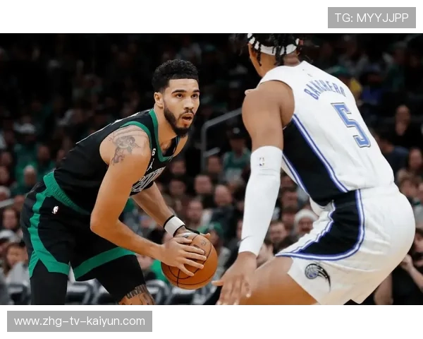 塔图姆高位出手连中，凯尔特人攻势强烈