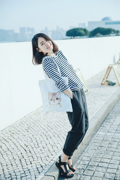 开云体育app-新西兰全黑队依旧稳居橄榄球冠军锦标赛顶端，新西兰橄榄球队访问南非