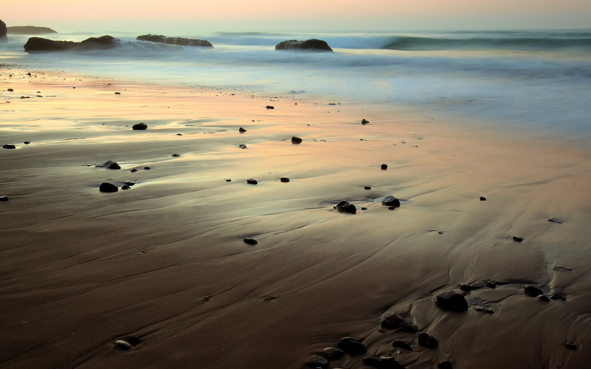 中国足球国家队强化攻防转换速度训练,足球攻防转换技术训练